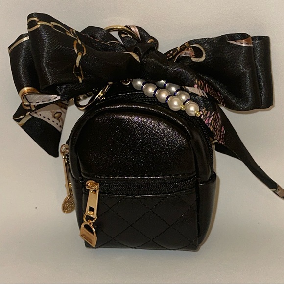 Mini style bag with Twilly🪷 - Picture 16 of 16